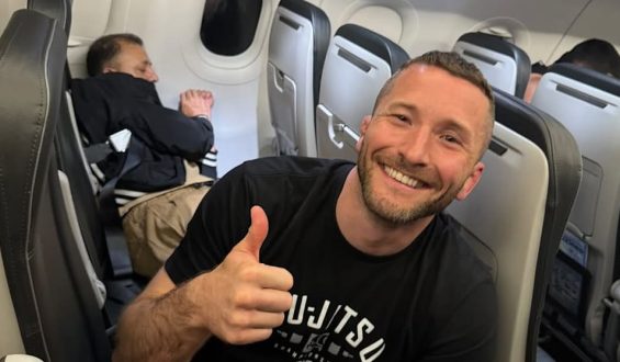 Passagiere fesseln renitenten Fluggast auf US-Flug