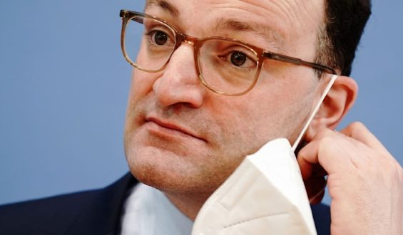 Hamburger Textilhändler klagt gegen den Bund wegen Maskendeal