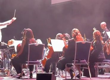 Konzert gerettet durch spontanen Einsatz eines Zuschauers