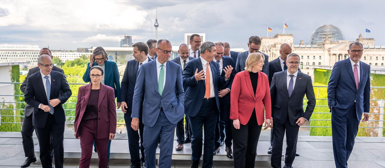 Reformgespräche im Kanzleramt: Konsenssuche mit Sozialpartnern