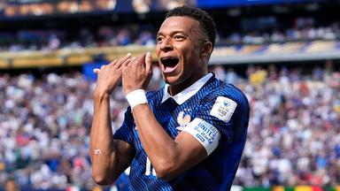 Frankreich siegt dank Kapitän Mbappé gegen Senegal