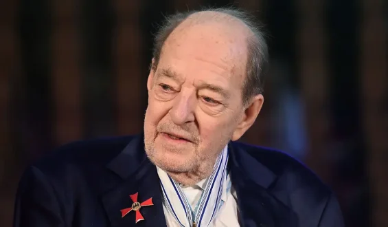 Ralph Siegel kämpft gegen schwere Lungenentzündung im künstlichen Koma