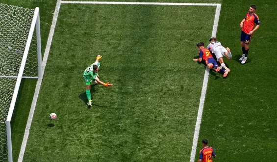 Spanien kassiert erstes WM-Gegentor gegen Belgien