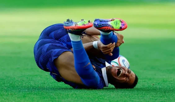 Harte Zweikämpfe im WM-Achtelfinale: Galarzas Angriff auf Mbappé