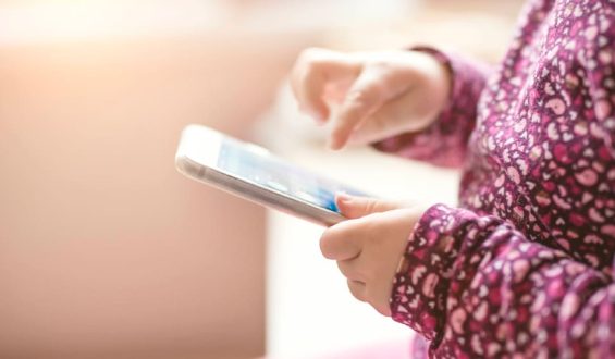 Technologien zur Bekämpfung von Pädokriminalität in sozialen Medien