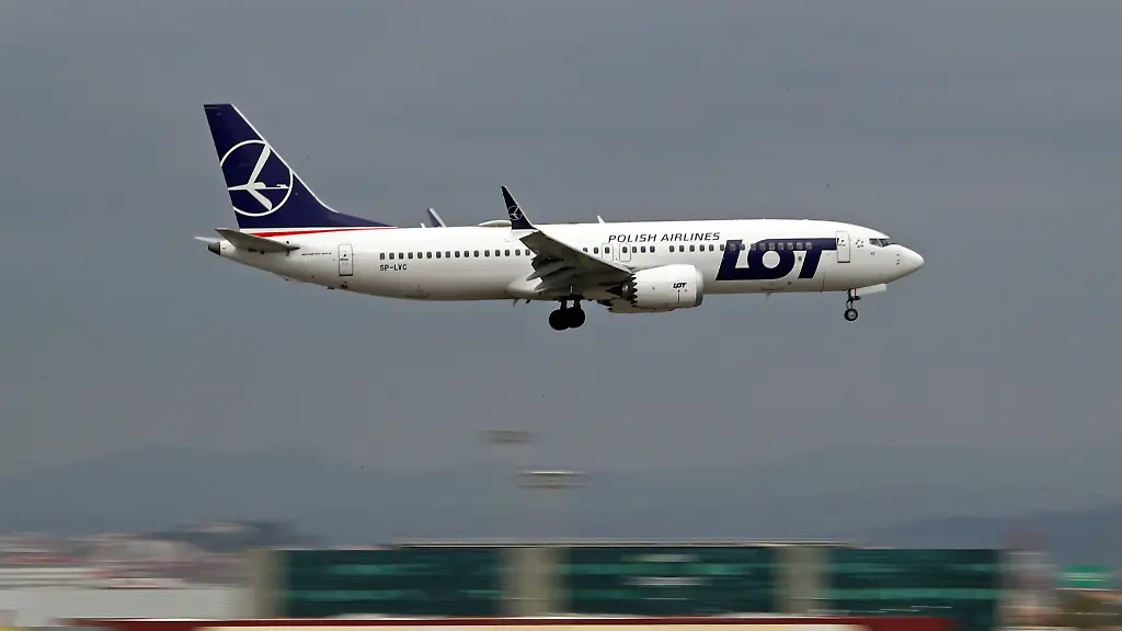 Flugzeug zwingt zur Notlandung: Pilot erleidet medizinischen Notfall