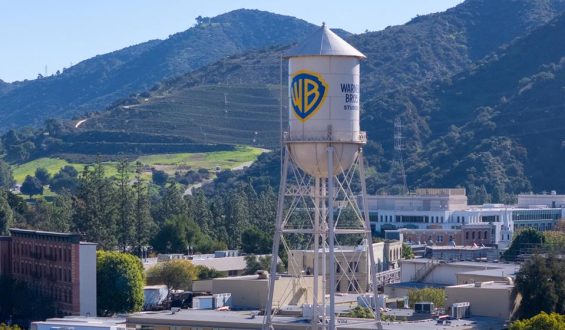 EU genehmigt Übernahme von Warner Bros. durch Paramount unter Auflagen