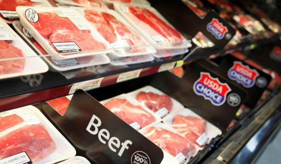 Walmart senkt Fleischpreise auf Drängen von Trump