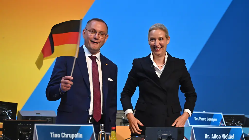 AfD-Parteitag: Weidel und Chrupalla bestätigt