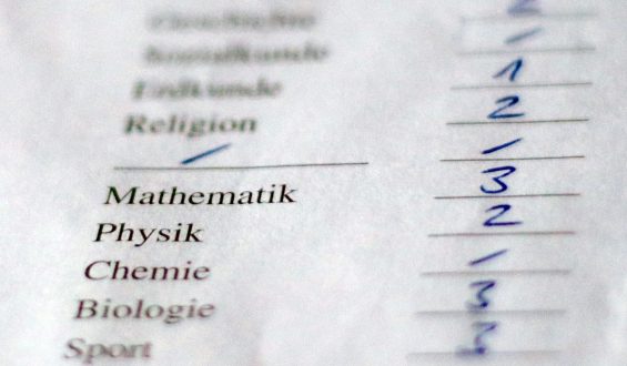 Werden Schulnoten überschätzt? Eine Debatte