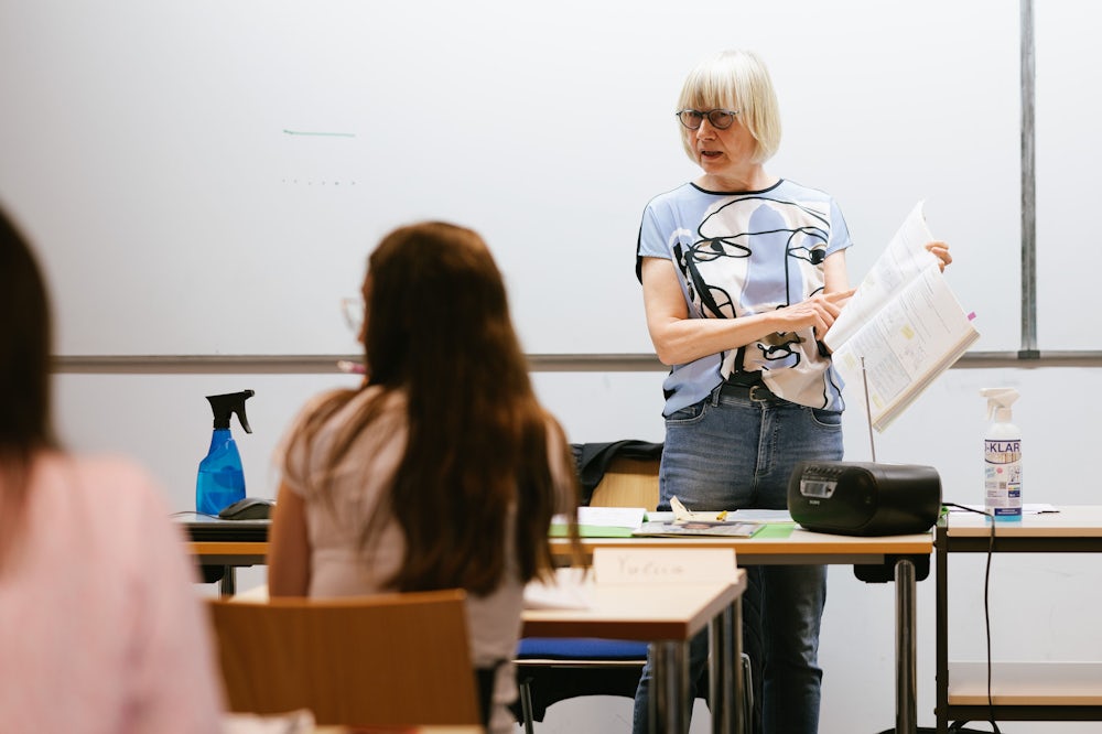 Volkshochschulen kritisieren Kürzungen bei Integrationskursen