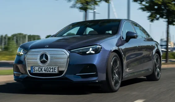 Die neue Mercedes-Benz C-Klasse: Luxus und Elektromobilität vereint