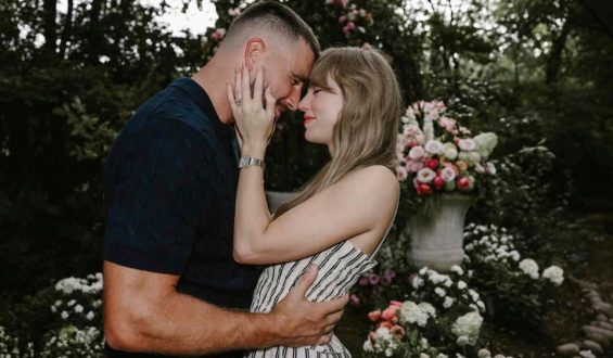 Die Liebesgeschichte von Taylor Swift und Travis Kelce