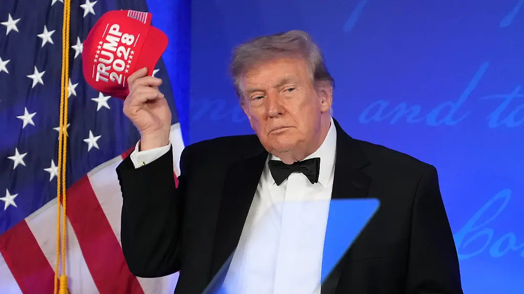 Trump kritisiert Medien beim Gala-Dinner
