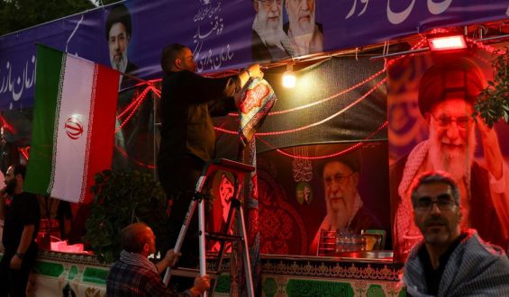 Großangelegte Trauerzeremonien für Irans getöteten Führer