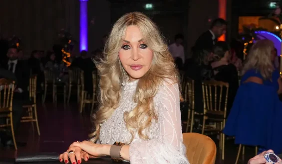Zwischenfall bei TV-Show: Dolly Buster im Krankenhaus