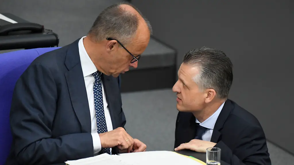 Frei folgt Spahn als Unionsfraktionschef
