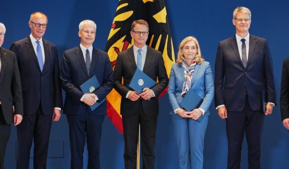 Bundespräsident Steinmeier ernennt neue CDU-Minister