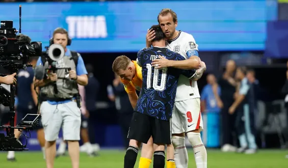 Argentinien erreicht nach intensivem Halbfinale das WM-Endspiel