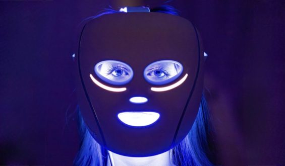 Shark CryoGlow: LED-Maske im Praxistest