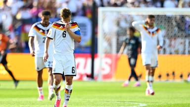 Spanien führt FIFA-Weltrangliste an