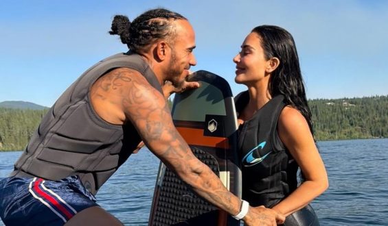 Promi-Beziehung: Lewis Hamilton und Kim Kardashian am See
