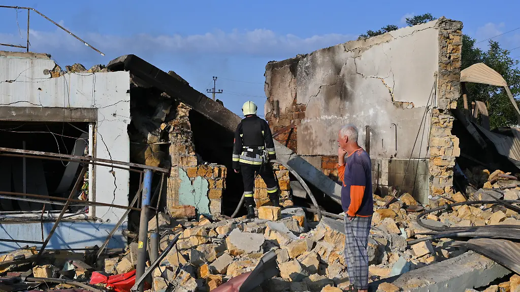 Mindestens vier Tote durch russische Luftangriffe auf die Ukraine