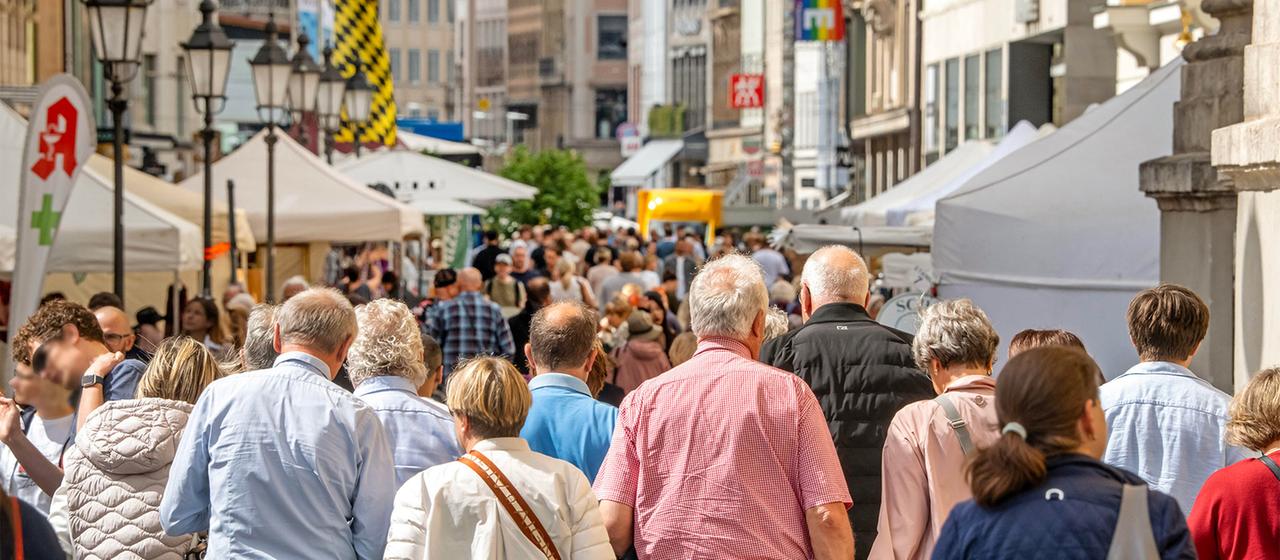 DIHK fordert Grundgesetzänderung für flexiblere Ladenöffnungszeiten