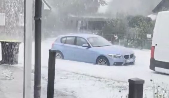 Unwetter in Norddeutschland: Hagel sorgt für Chaos