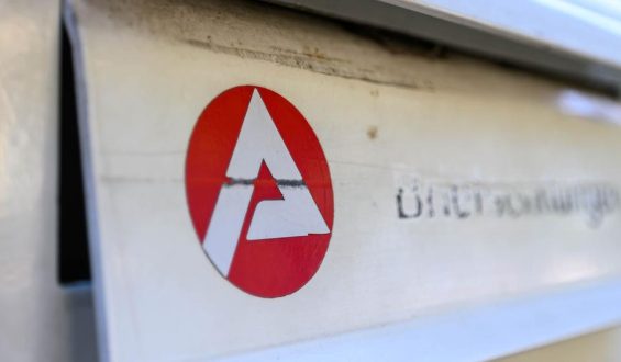 Anstieg der Arbeitslosenzahl in Deutschland im Juli