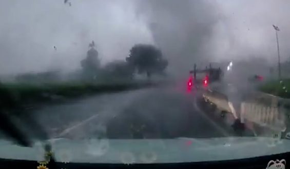 Tornado-Alarm in China: Schwere Unwetter verursachen Chaos