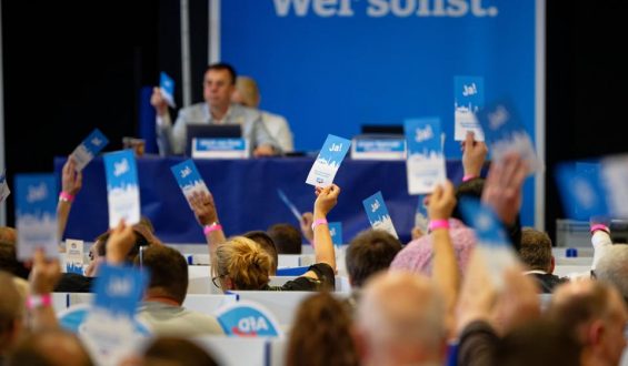 Machtkampf im NRW-Landesverband der AfD