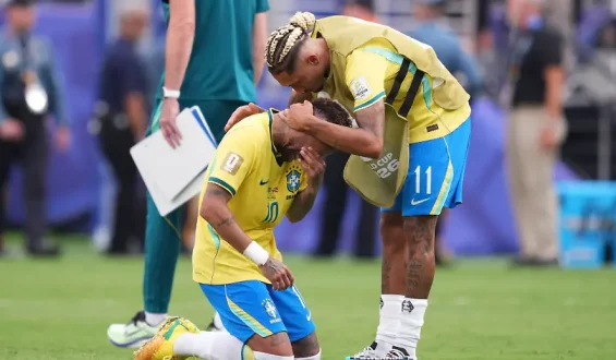 Ancelotti bleibt Brasiliens Trainer trotz WM-Aus