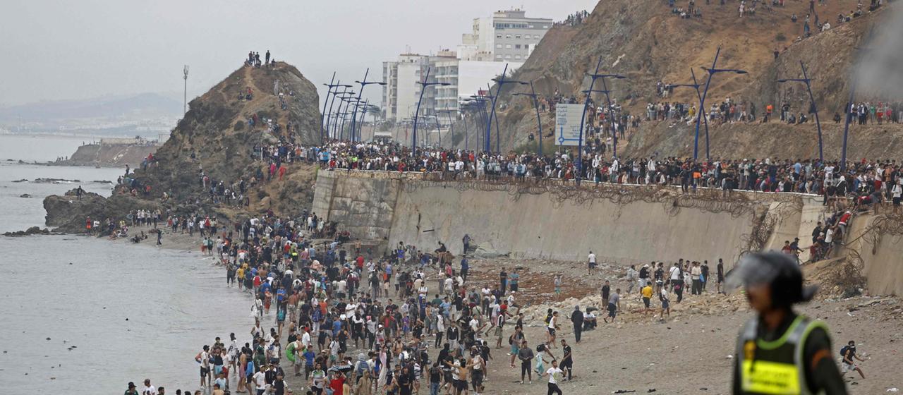 Spanische Exklave Ceuta: Ankunft von 60.000 Migranten