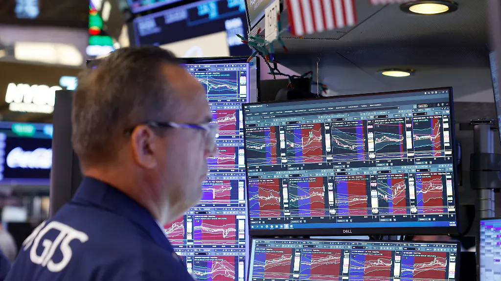 Intel-Aktien fallen im Tech-Ausverkauf