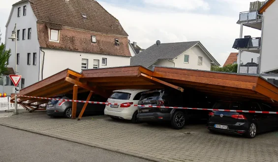 Superzelle verursacht Schäden in Baden-Württemberg
