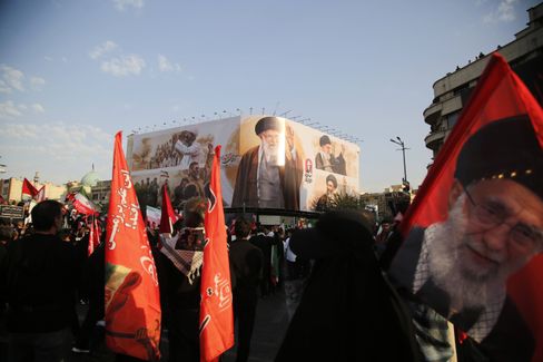 Trauerfeierlichkeiten für Ajatollah Ali Khamenei in Teheran