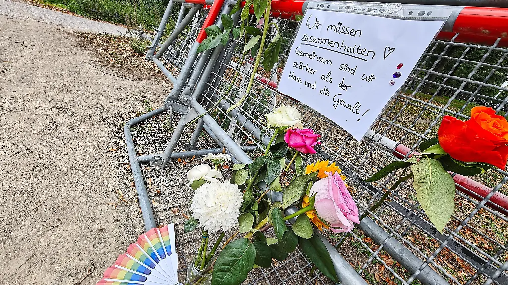 Diskussion über Behördenversagen nach Anschlag auf CSD in Berlin