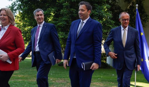 Koalition stellt Reformpläne vor