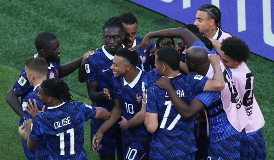 Mbappé führt Frankreich mit Elfmeter ins Viertelfinale