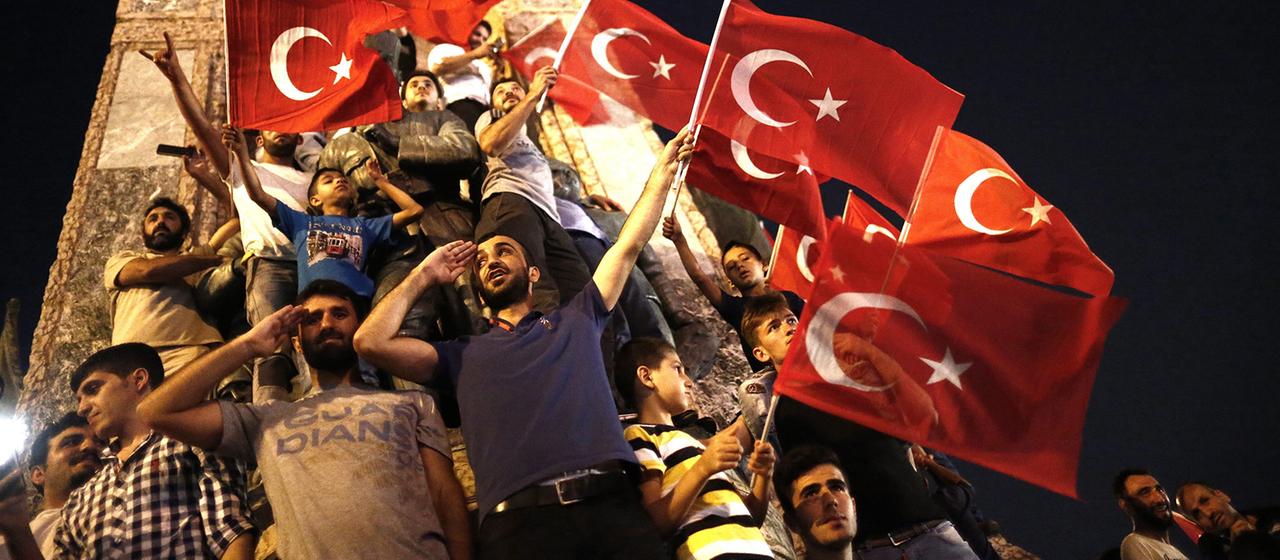 Analyse der Türkei zehn Jahre nach dem Putschversuch 2016