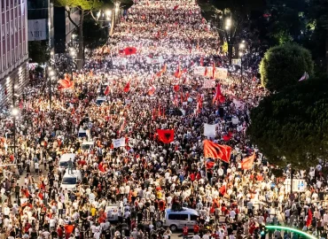 Proteste gegen Luxusprojekt in Albanien eskalieren