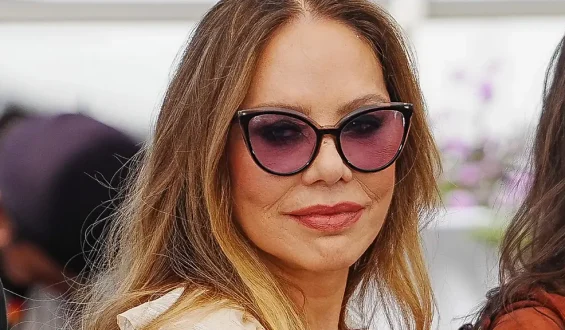 Ornella Mutis Wunsch nach russischer Staatsbürgerschaft