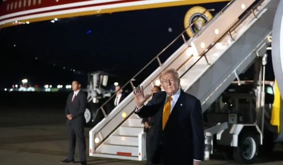 Spekulationen über Sicherheitsbedenken beim Flugzeugtausch von Trump