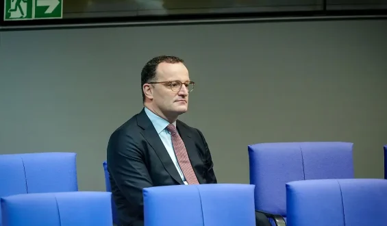 Thüringer CDU begrüßt Spahns Rücktritt und äußert Respekt für dessen Familie