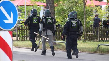 Messerangriff in einer Bank in Regensburg führt zu lebensgefährlicher Verletzung