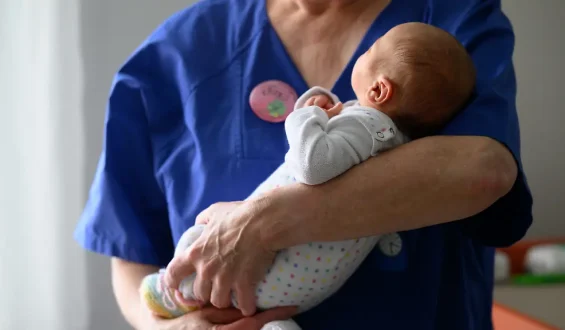 Krankenhausgesellschaft NRW: Schließungsgefahr für Kinderstationen