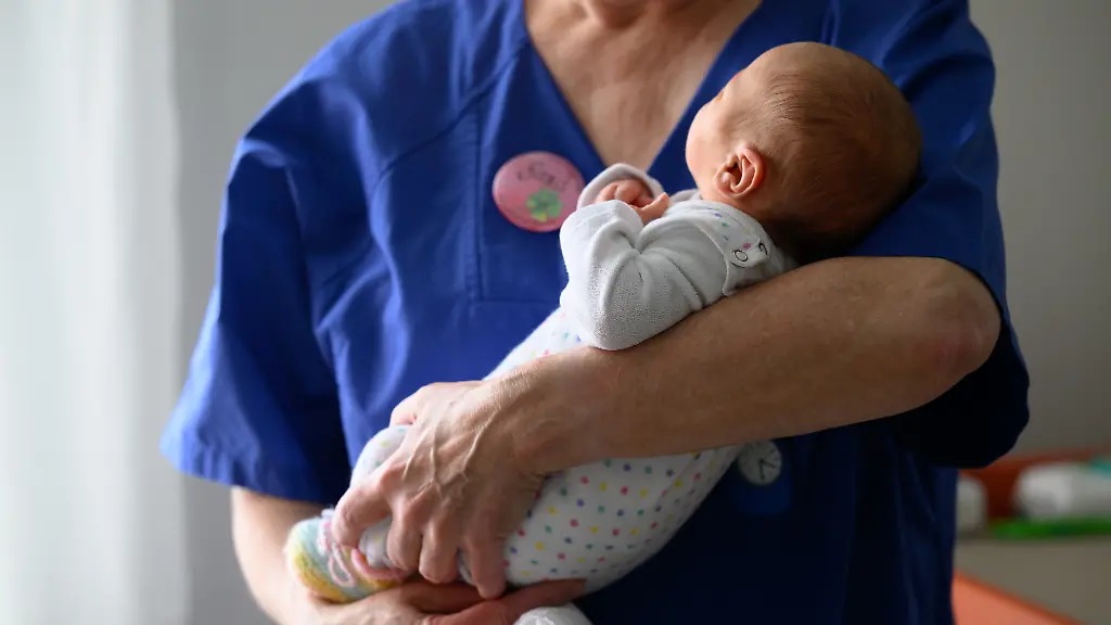 Krankenhausgesellschaft NRW: Schließungsgefahr für Kinderstationen