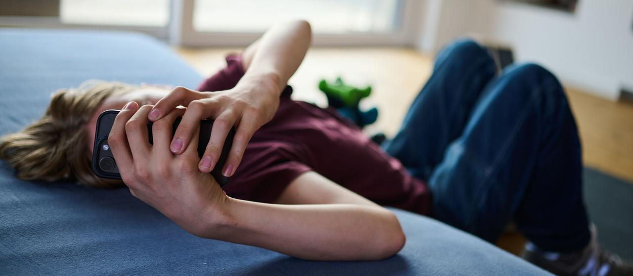EU-Experten schlagen Stufenmodell zum Schutz von Kindern auf Social Media vor