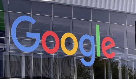 EU-Verhängung einer Strafe von 890 Millionen Euro gegen Google